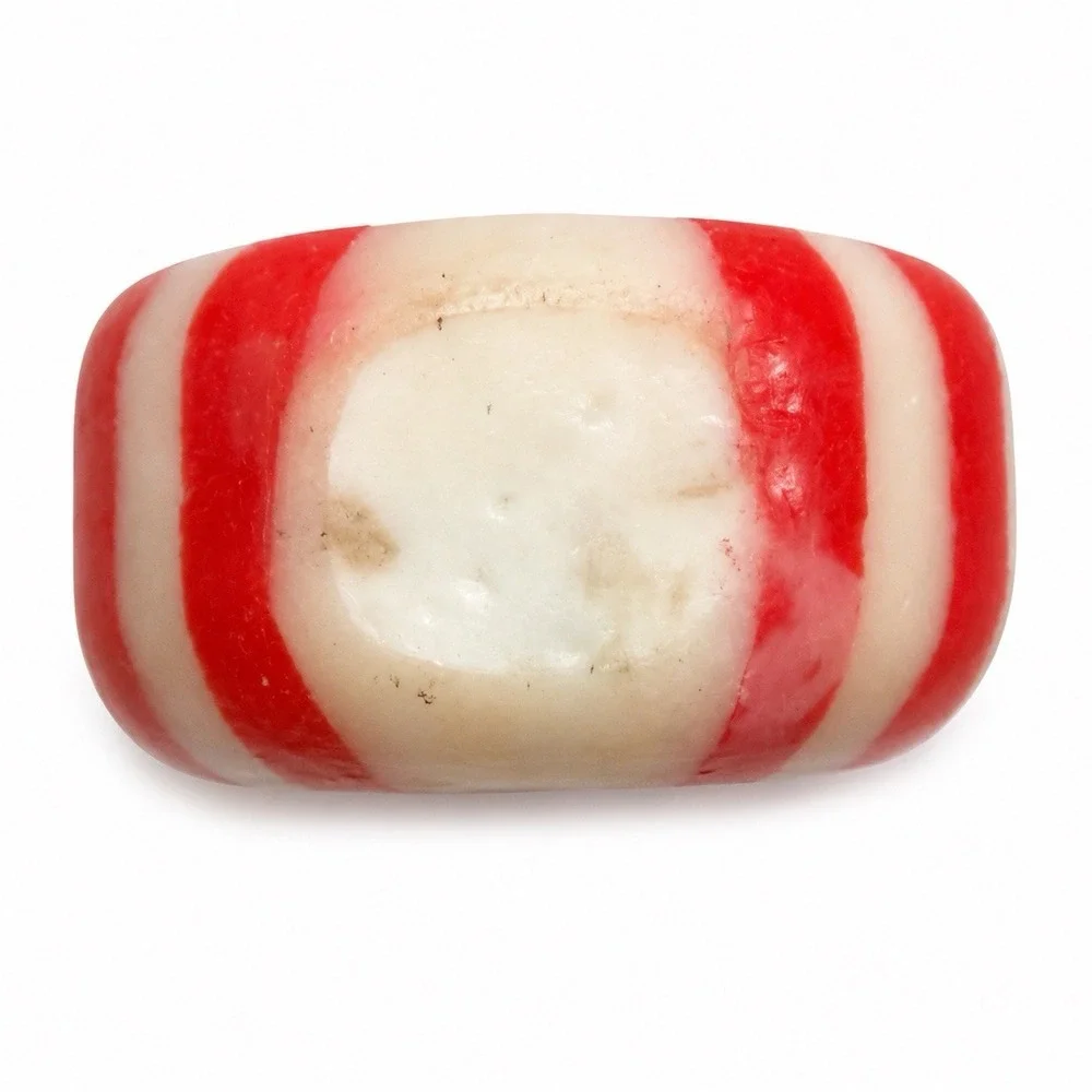 Holly Hobby Vintage Candle Red White